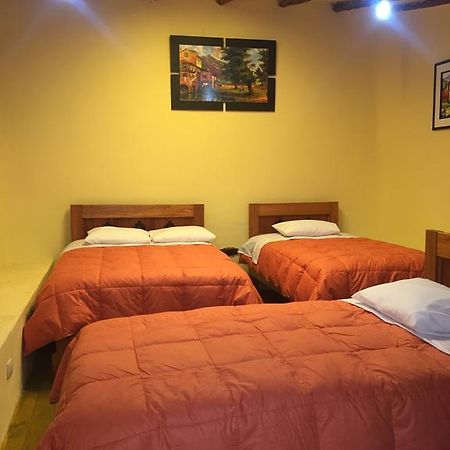 Rumi Sonqo Hostel أويانتيتامْبو المظهر الخارجي الصورة