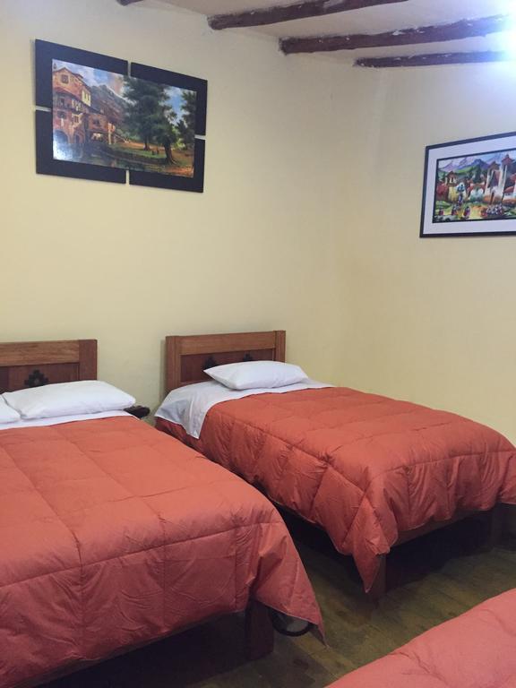 Rumi Sonqo Hostel أويانتيتامْبو المظهر الخارجي الصورة