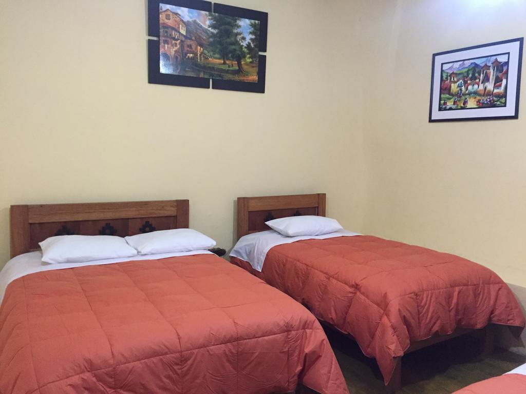 Rumi Sonqo Hostel أويانتيتامْبو المظهر الخارجي الصورة